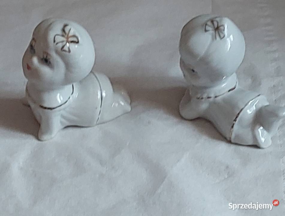 Dwie miniaturowe figurki dzieci kolekcjonerskie Pozostałe podlaskie Białystok