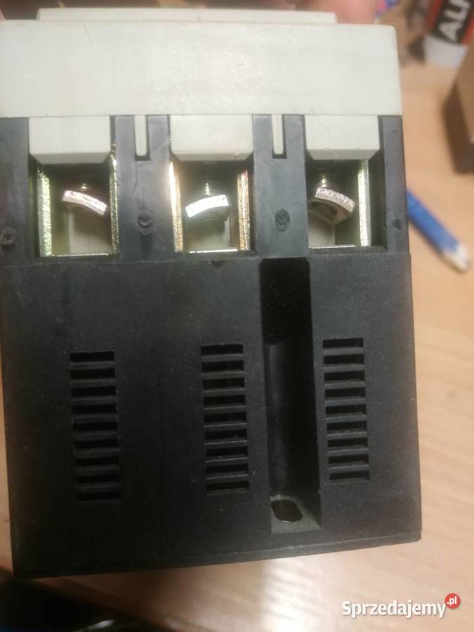 Wyłącznik silnikowy GV3M40 2540A AC3 Olkusz