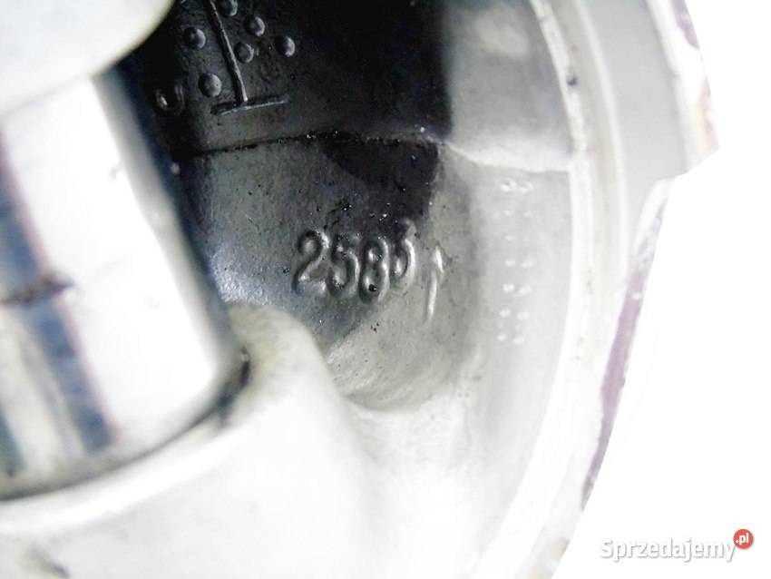 TŁOK 19 D PARTNER BERLINGO 206 JUMPY ULYSSE 306 Blok silnika Sosnowiec