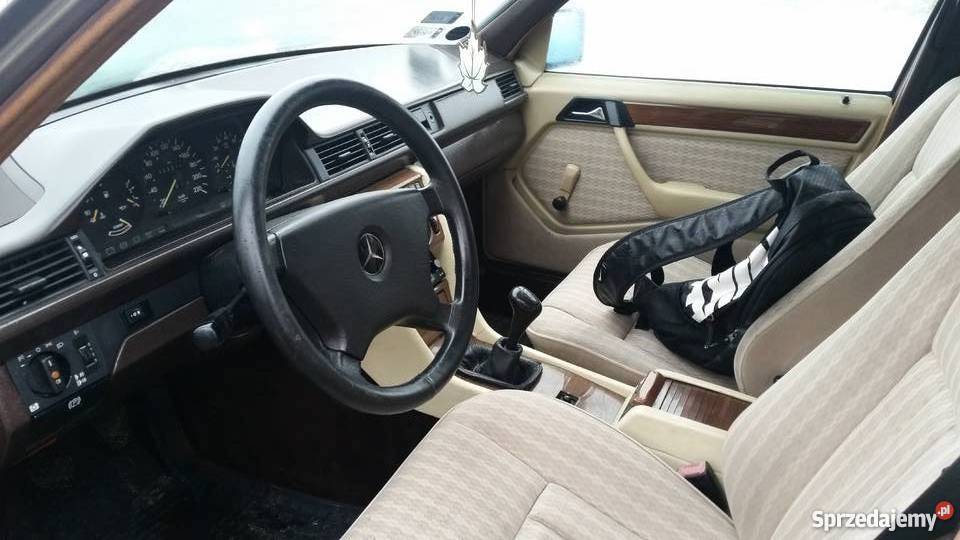 Mercedes W124 piękna blacha nie poniszczony Rok produkcji 1988 Łęczyca