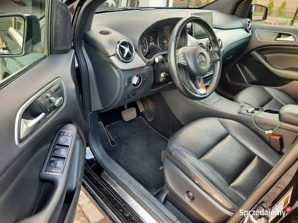 Mercedes B W246 automat światła do jazdy dziennej Białystok
