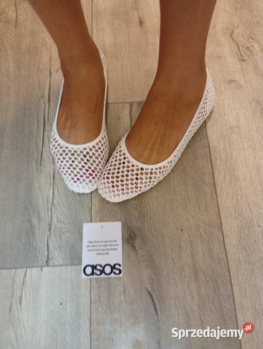 39 ASOS Design Białe siateczkowe baleriny Kraków