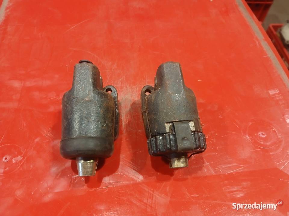 Cylinderki hamulcowe przód stary typ Żuk Koluszki sprzedam