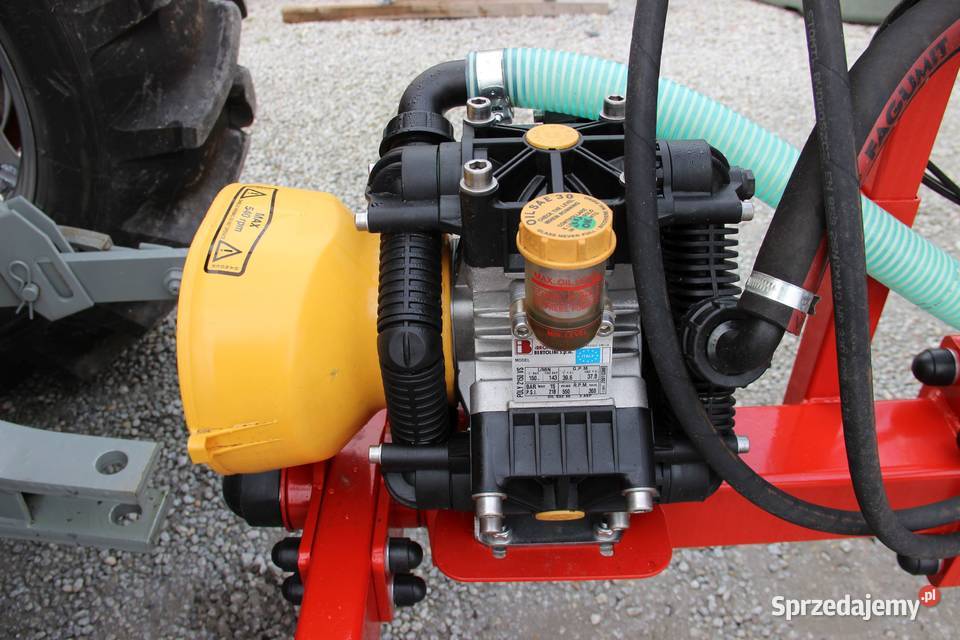 Opryskiwacz ciągany zaczepiany Biardzki Zaczepiane kujawsko-pomorskie Rogóźno