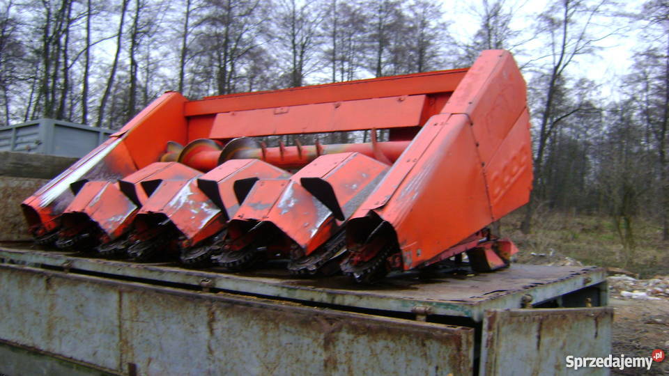 Przystawka do zbioru kukurydzy Z 930 Polska Kombajny