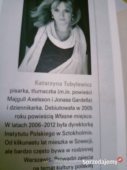 Tubylewicz książki Rówieśniczki prezenty Rok wydania 2001 Warszawa
