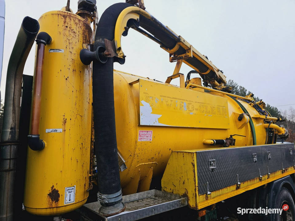 Volvo FULLER TANKERS 2008 WUKO do zbierania Daleszyce