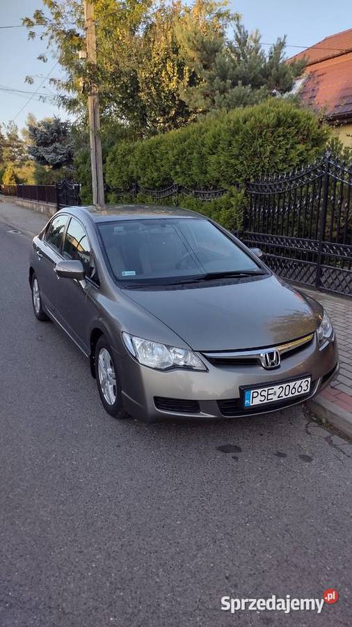 Honda Civic VIII 18 Benz 140 benzyna Rawa Mazowiecka