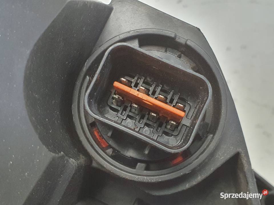 LAMPA PRAWA Kia Venga PRZEDNIA prawy przód osobowe Rudka