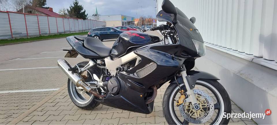 Honda VTR1000F pierwszy właściciel Legnica sprzedam