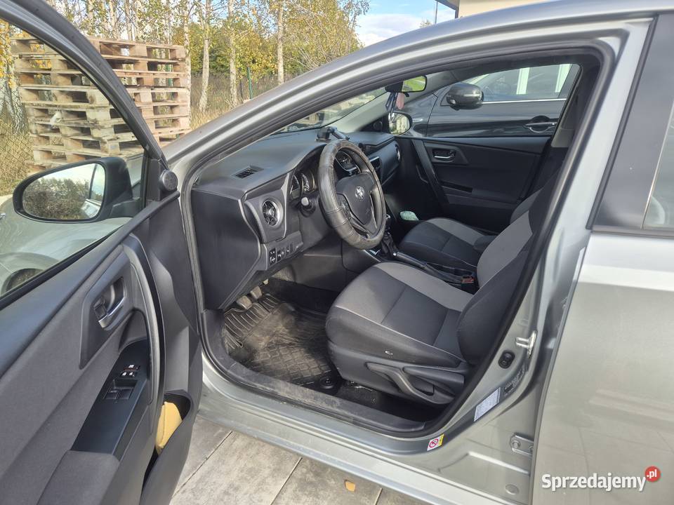 Toyota Auris 16 niezawodny ABS Łódź