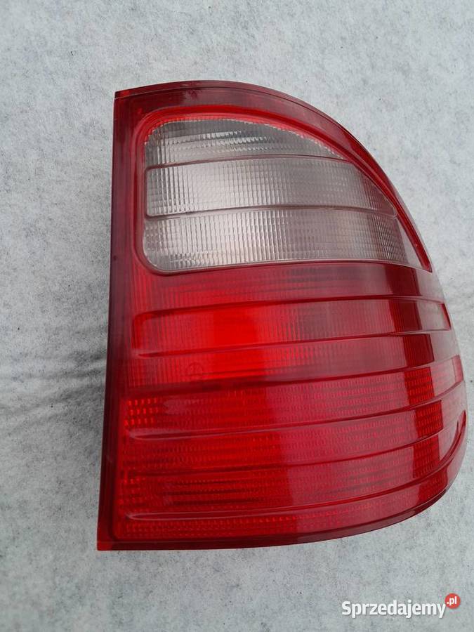 Lampa tylna prawa Mercedes E Klasa W210 kombi Lampy tylne