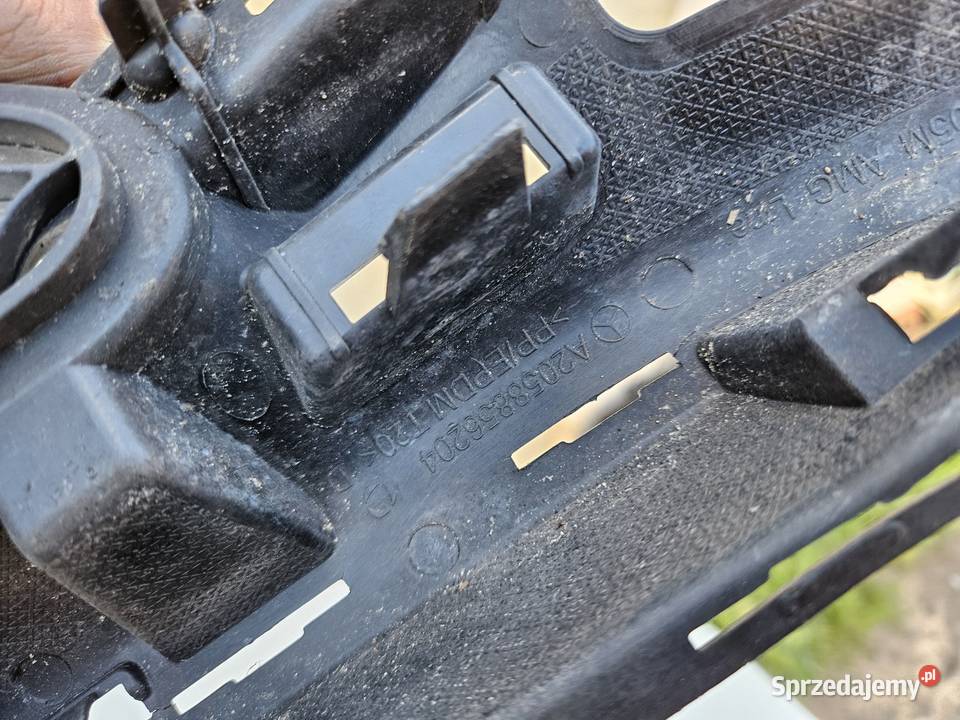MERCEDES W205 LIFT AMG KRATKA ZDERZAKA PRZÓD osobowe wielkopolskie Międzychód