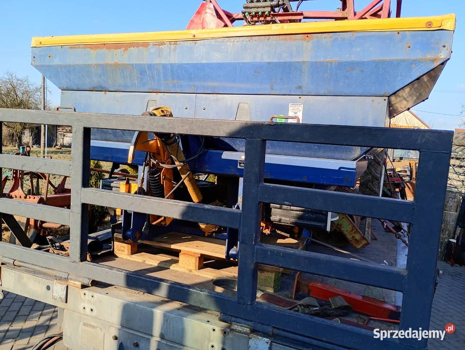 Rozsiewacz nawozów Bogballe ex 2200 Sośno