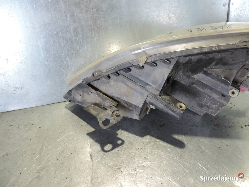 OPEL ZAFIRA B LAMPA PRAWA PRZEDNIA PRZÓD Nowy Sącz