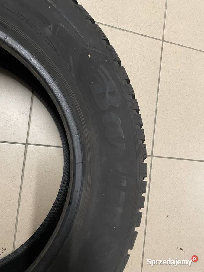 Opony Barum 2056016 Zwoleń sprzedam