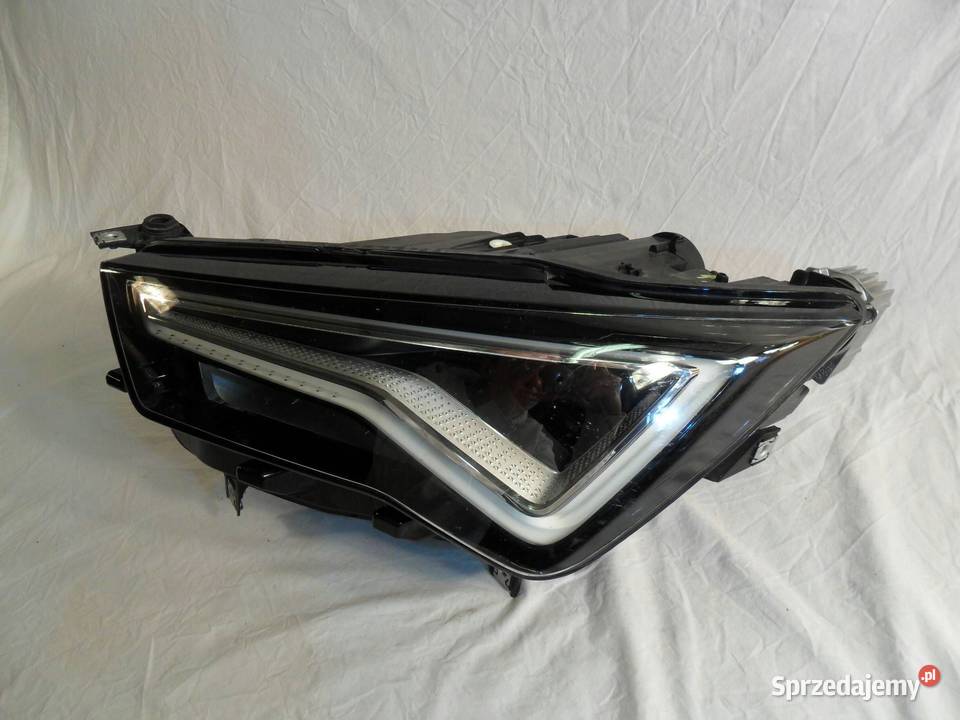 REFLEKTOR PRZÓD STRONA LEWA SEAT ATECA Nowy Tomyśl sprzedam