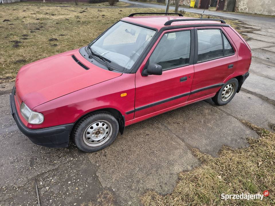 Skoda Felicia Skoda Felicia IIsilnik 13 benzyna Rok produkcji 1998 Felicia