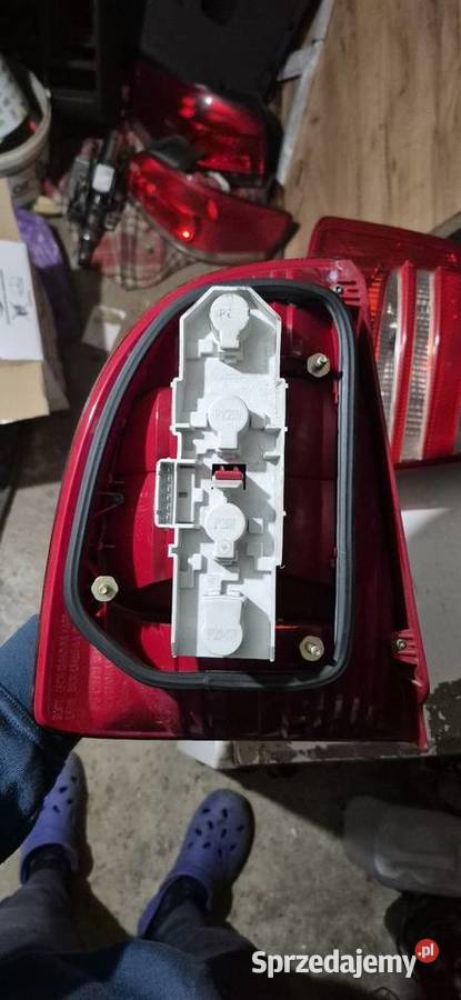 Lampy tył tylne Skoda SuperB 1 komplet Słupsk
