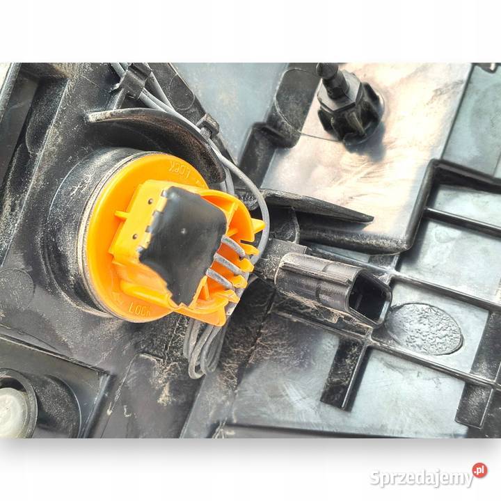 LAMPA LEWA Renault Kadjar 20152018 tylna tylnia Chełm