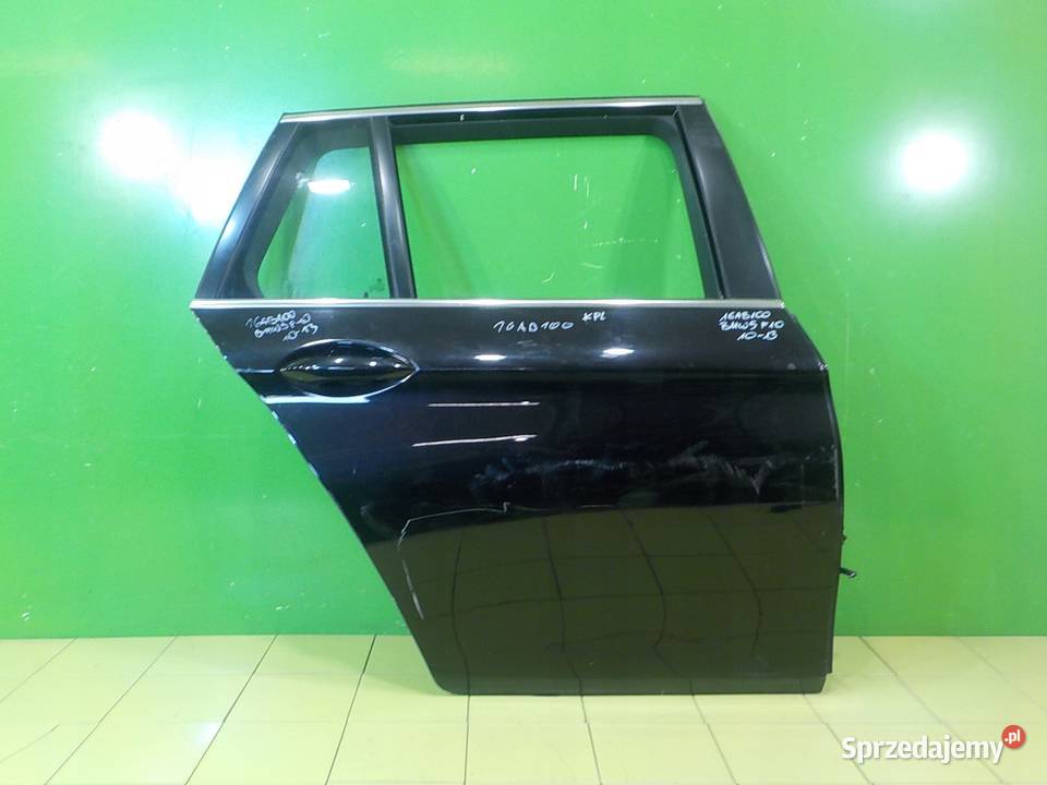 BMW 5 F10 20 D AUT 11r KOMBI drzwi prawe tyl