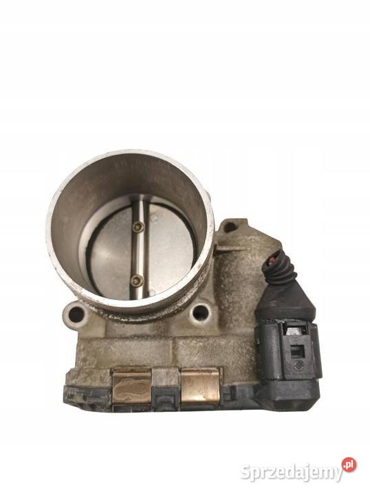 PRZEPUSTNICA 06B133062B 18 20V Audi A4 I Silniki i osprzęt sprzedam