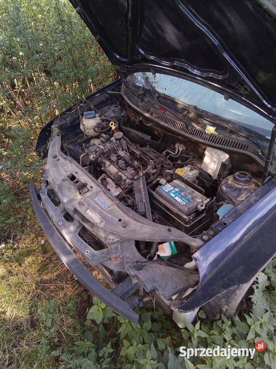 Części do VW polo 2003r 12 pęknięty pasek Rok produkcji 2003 Pyrzyce sprzedam