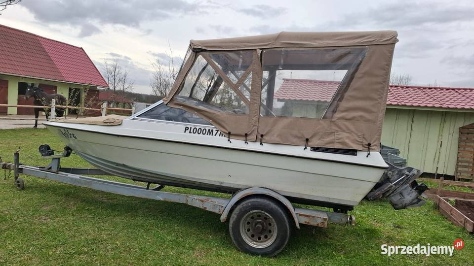 łódź motorowa 52 m z silnikiem Ford OMC 23 litra Węgielsztyn