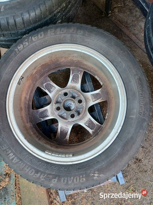 Oryginalne felgi aluminiowe Toyota 15x6JJ ET45RQ Łódź sprzedam
