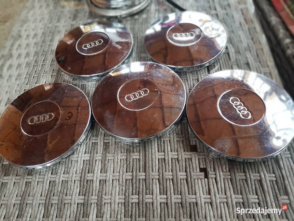 Lata 60 teZabytkowy kołpak chrom Audi Barlinek