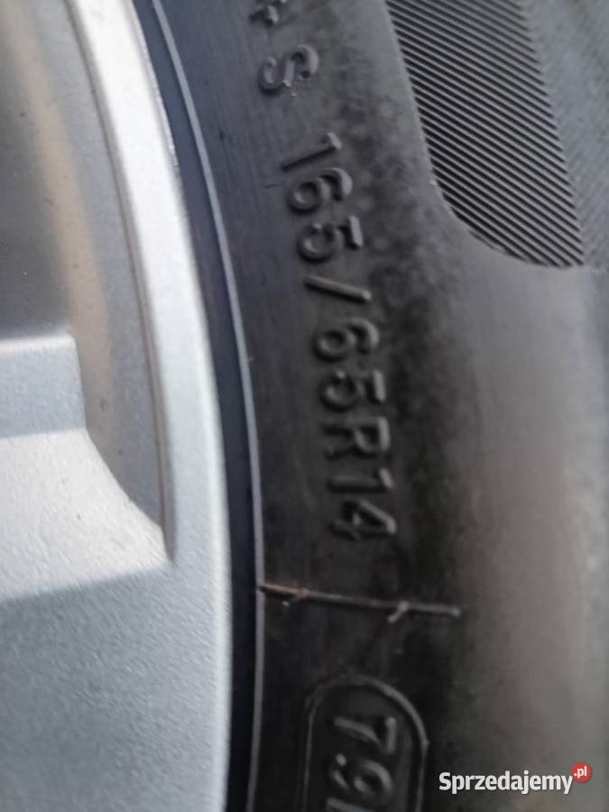 Koła opony zimowe całoroczne Renault Clio Dacia Głowno