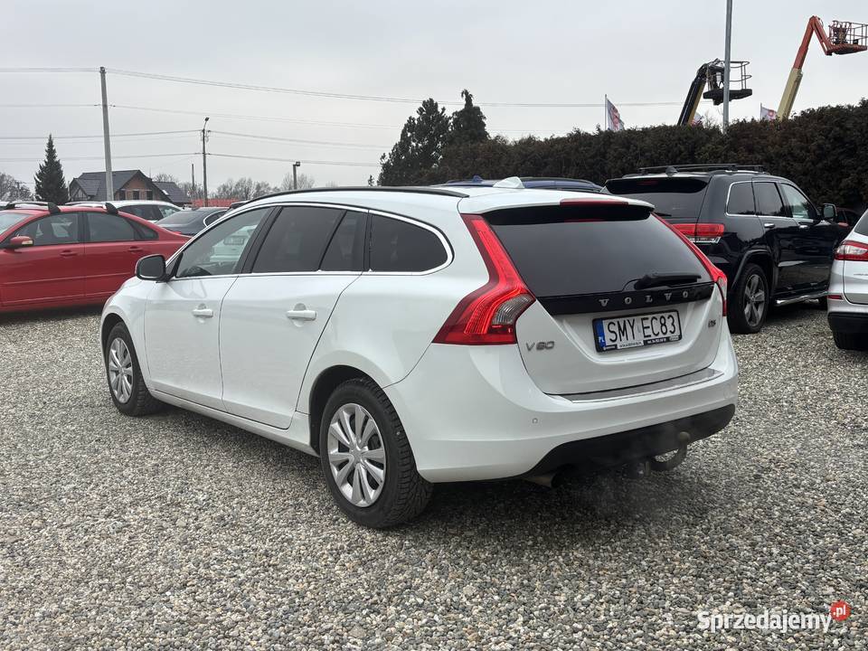 Volvo V60 z 2011r GWARANCJA ESP Paniówki
