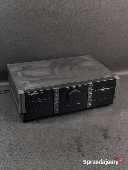 Amplituner stereo Grundig Fine Arts Poddębice