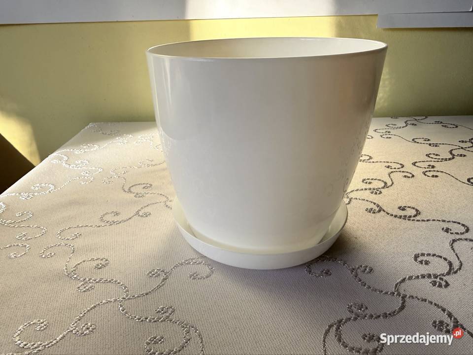 Biała Doniczka z Podstawką Okrągła Osłonka śląskie Czerwionka-Leszczyny