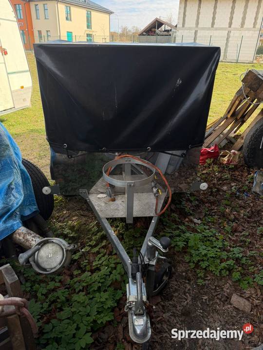 Przyczepa do Hot Dogów Amerykanskich pomorskie Mosty