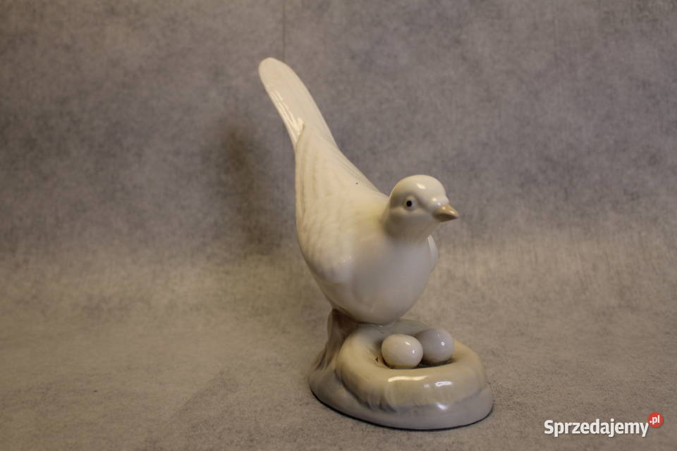 PORCEVAL Figura z porcelany Gołębica w gnieździe Dobrzany