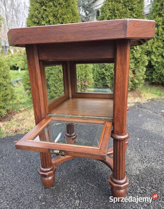 Stolik z witryną renowacji 9266 Szczecin