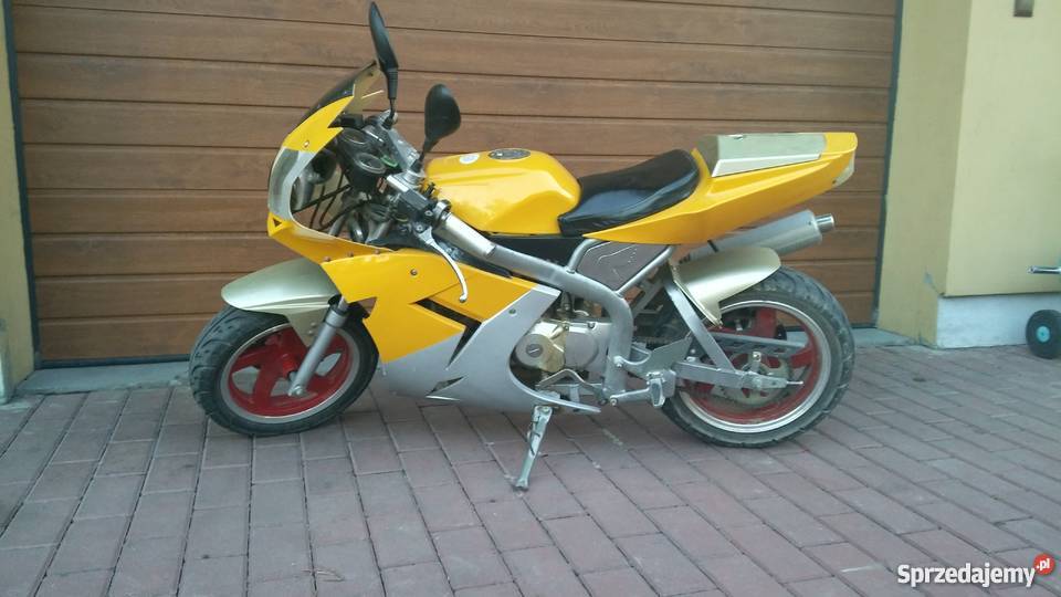 sprzedam motor szosowy 1000 PLN do lekkich Rok produkcji 2014 podkarpackie Otałęż sprzedam