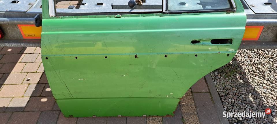Drzwi lewe tylne Mercedes W123 sedan Luzino sprzedam