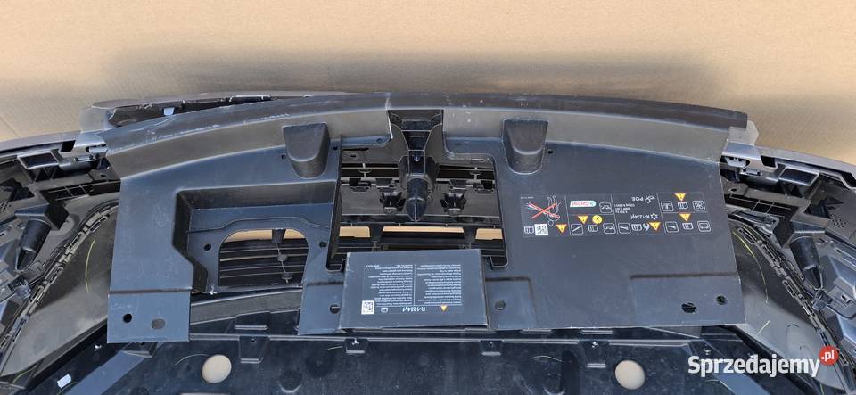 RENAULT CAPTUR 2 II LIFT ZDERZAK PRZÓD PRZEDNI Bieleń