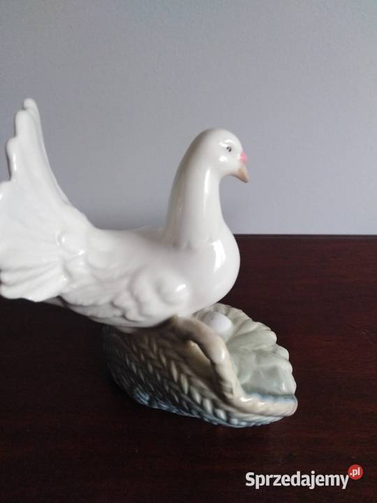 Porcelanowa figurka gołębią Valencia Made In Antyki, Sztuka, Kolekcje Miejsce Piastowe