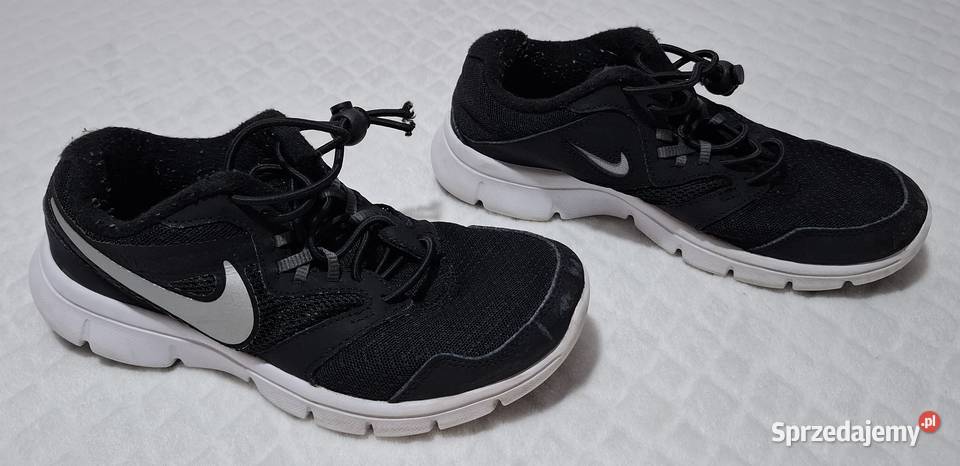 Buty sportowe chłopięce Nike 355 23 czarne Dla Dziecka śląskie Czeladź