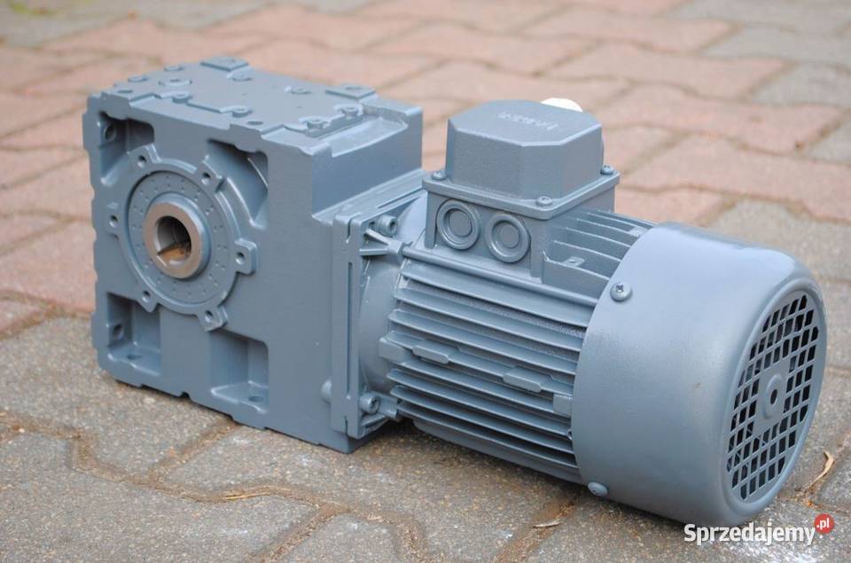Motoreduktor kątowy 055kw 30obrmin LENZE Kargowa sprzedam