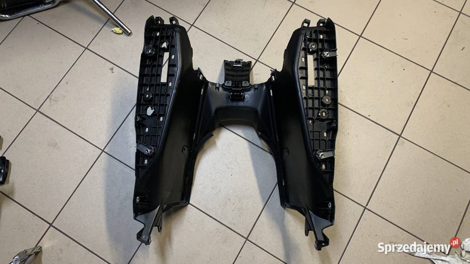 Podest podesty osłona wlewu paliwa Yamaha X 125 Brzeszcze sprzedam