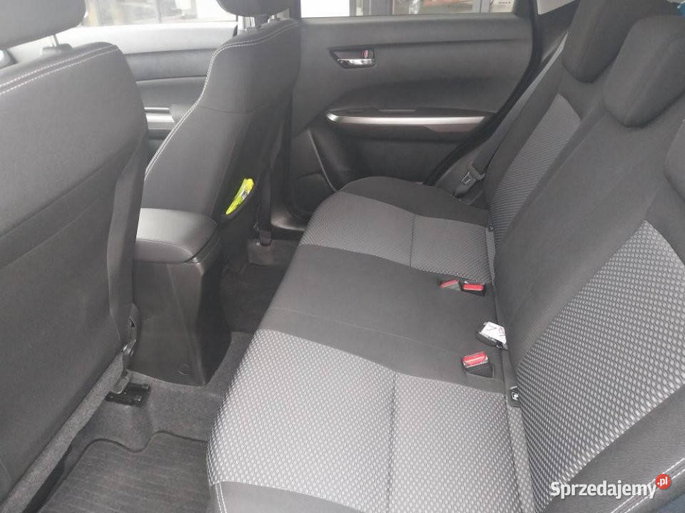 SUZUKI Vitara 2024r Salon Polska Mały przebieg Warszawa