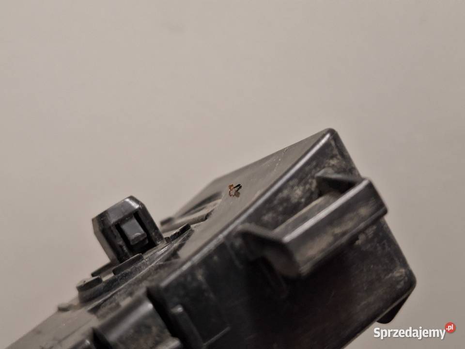 Lexus RX II ślizg zderzaka pod lampę lewy prawy Karoseria sprzedam