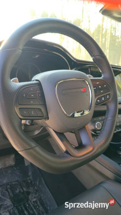 Sprzedam Dodge Durango 36 GT PLUS 9500 przebieg czujnik parkowania Smardzewice