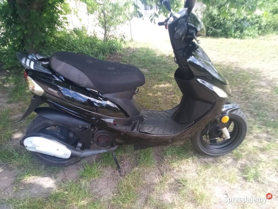 Sprzedam skuter 2t 2000km Paradyż