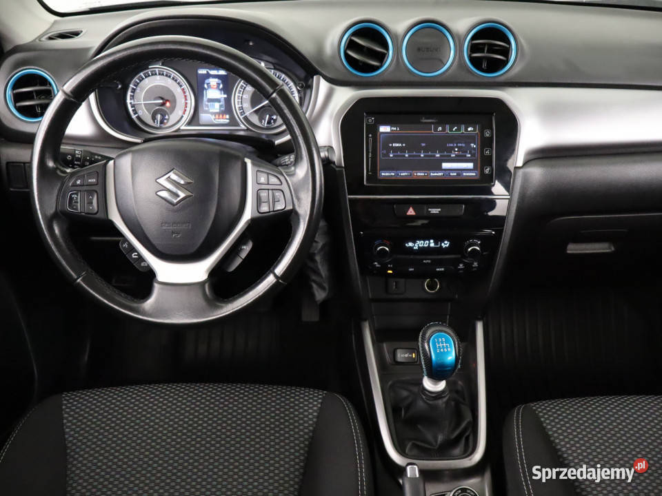 Suzuki Vitara 14 BoosterJet przyciemniane szyby Vitara