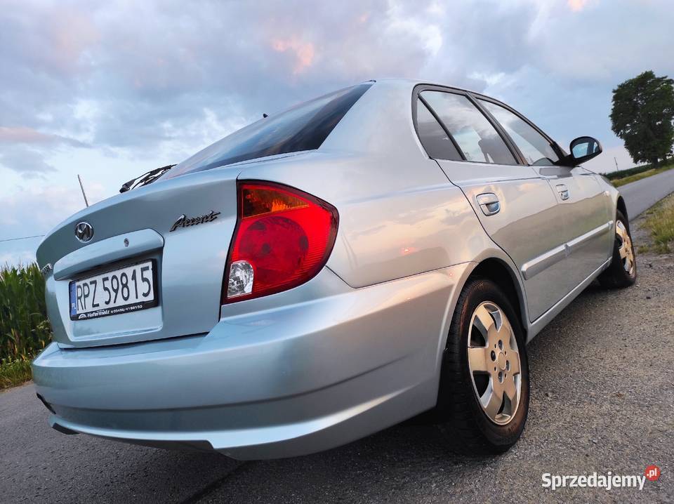 Hyundai Accent II 13 12V 86 2005 171000 z Niemie Przeworsk